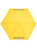 Moschino teddy bear-logo print compact umbrella - Yellow