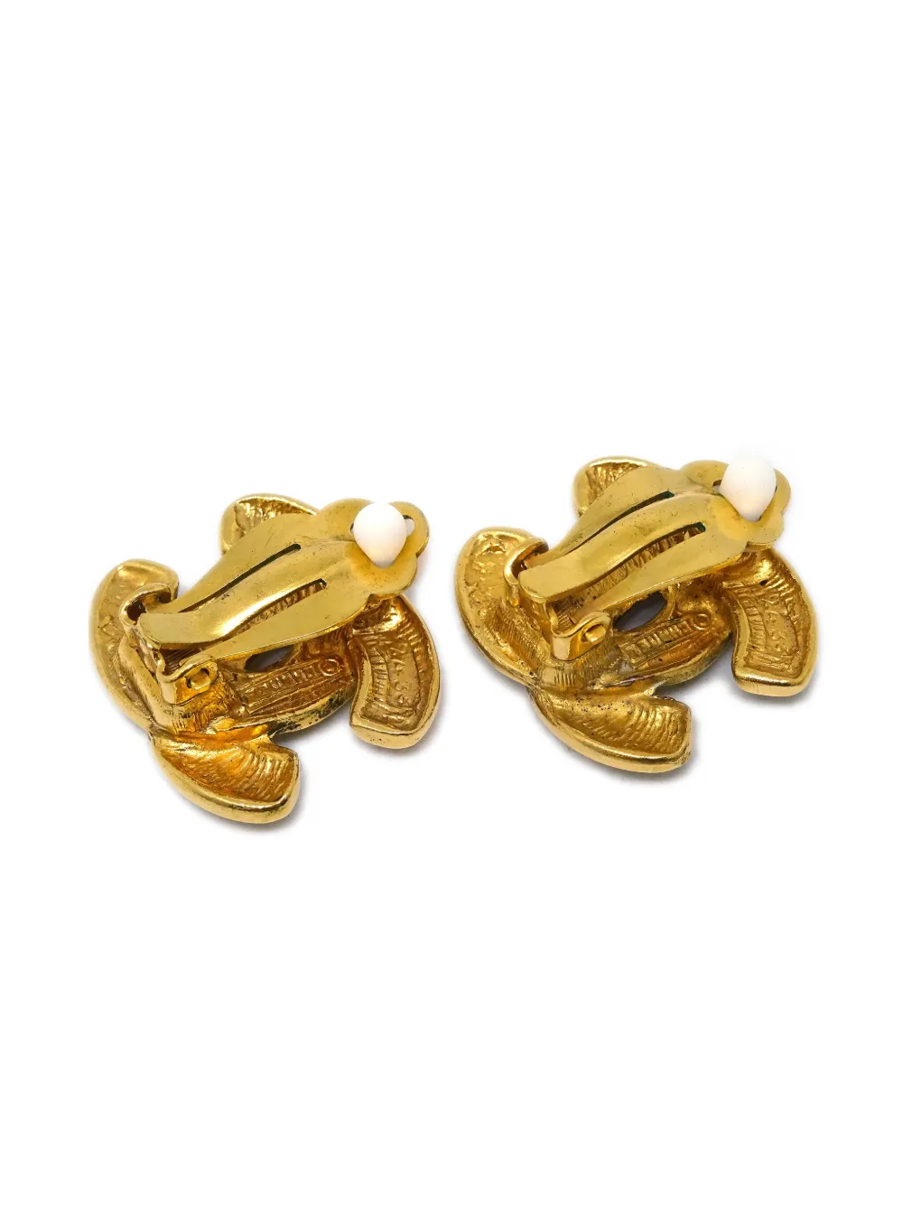 Pre-owned Chanel 1990-2000s Cc Quilted Clip-on Earrings In Gold