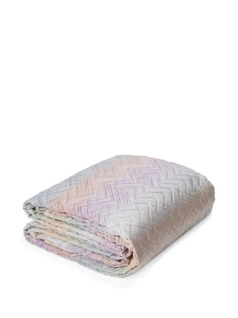 Missoni Home manta capitonada con motivo chevron