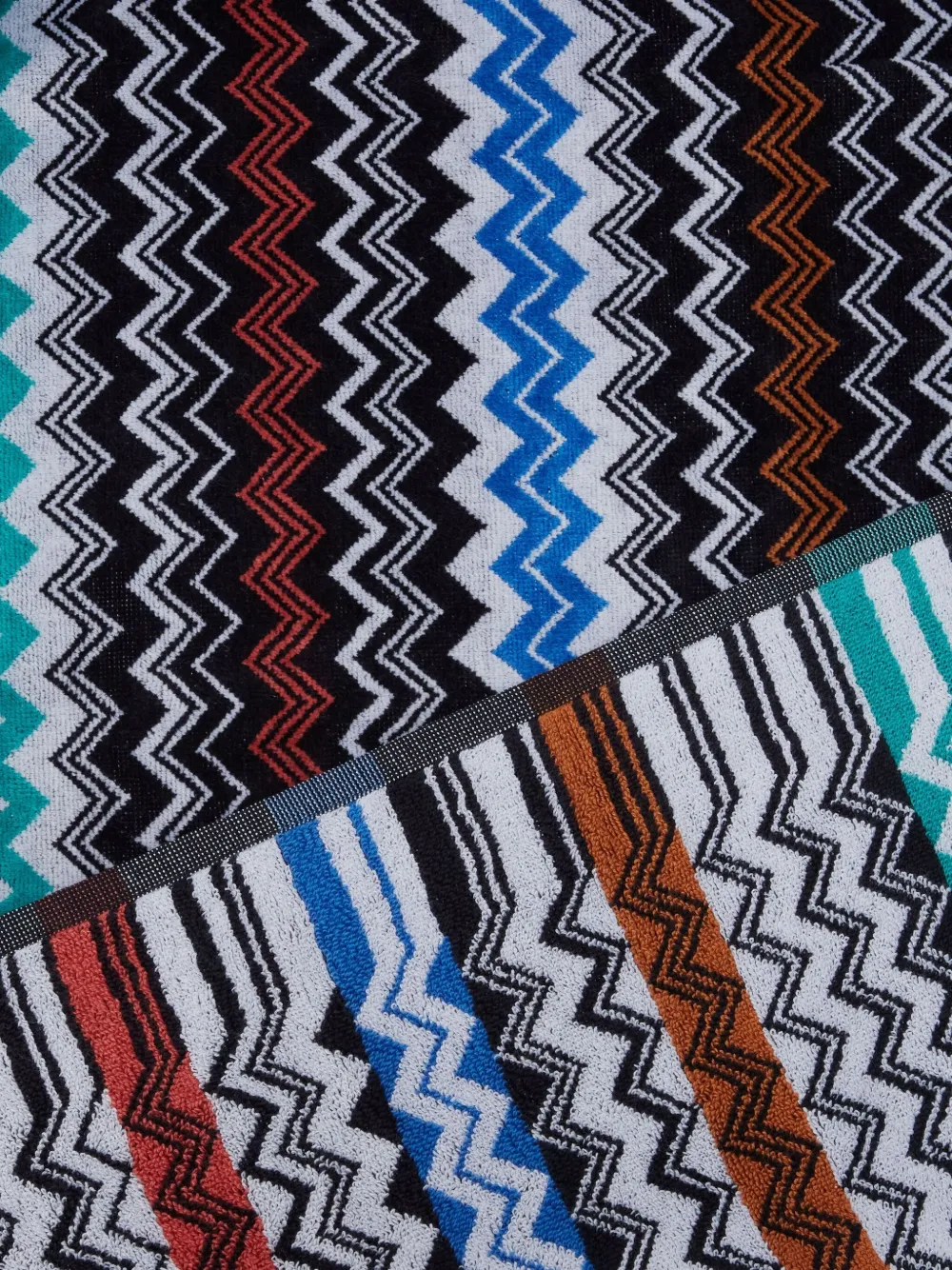  Missoni Home Zig-zag Patterned Bath Towel - Black 