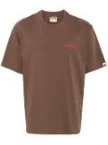 A BATHING APE® logo-print t-shirt - Brown