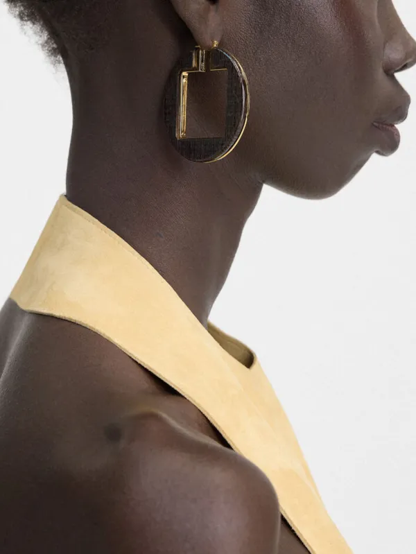 JACQUEMUS★フープピアス ゴールドトーン Jacquemus The Ronde Carre フープピアス | ゴールドトーン