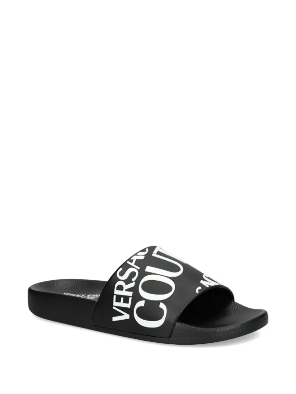 【関税込み】Versace Jeans Couture サンダル Versace Jeans Couture ロゴ サンダル | ブラック | FARFETCH JP