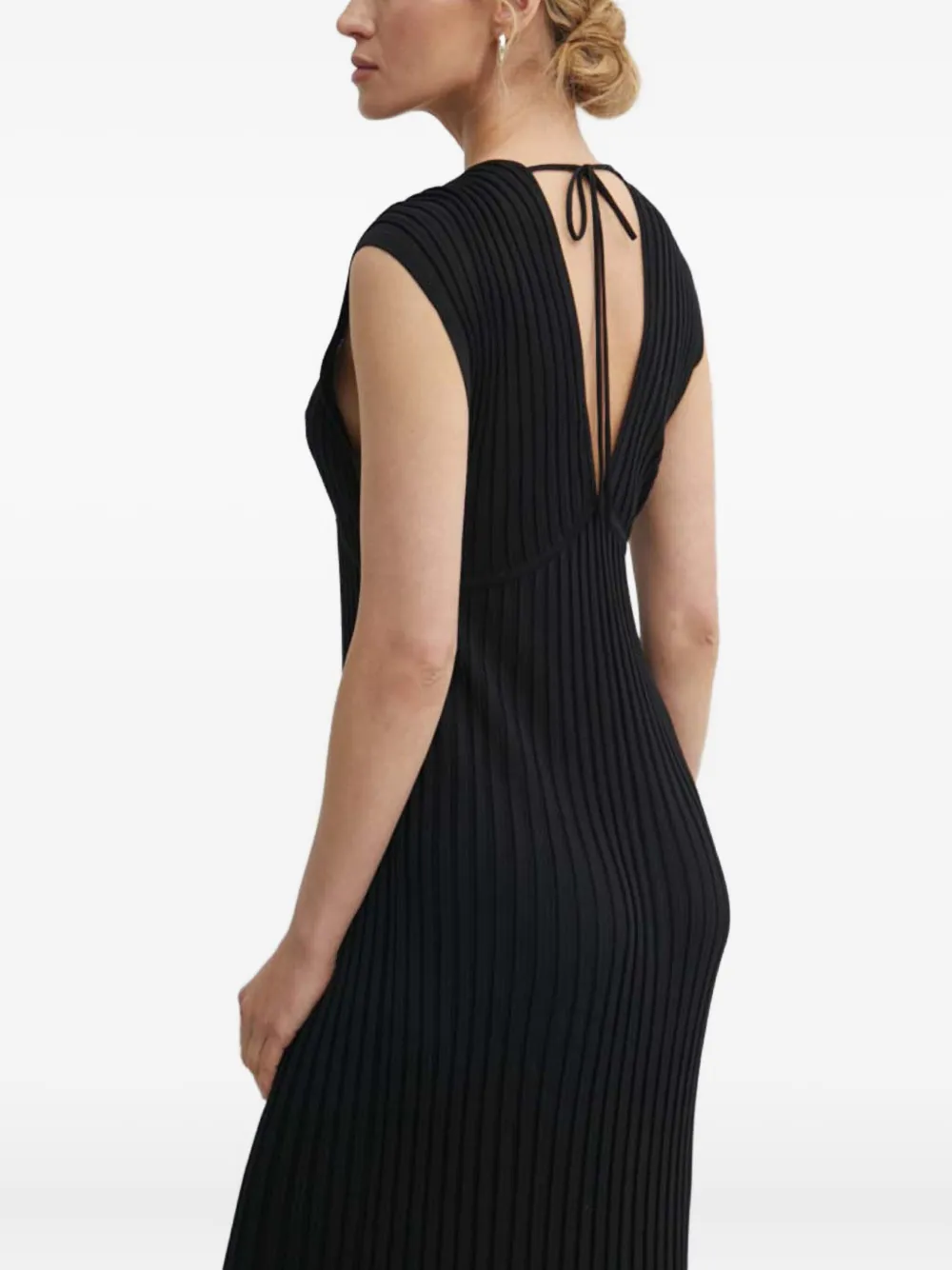 Gestuz PhilanaGZ midi-jurk met V-hals Zwart