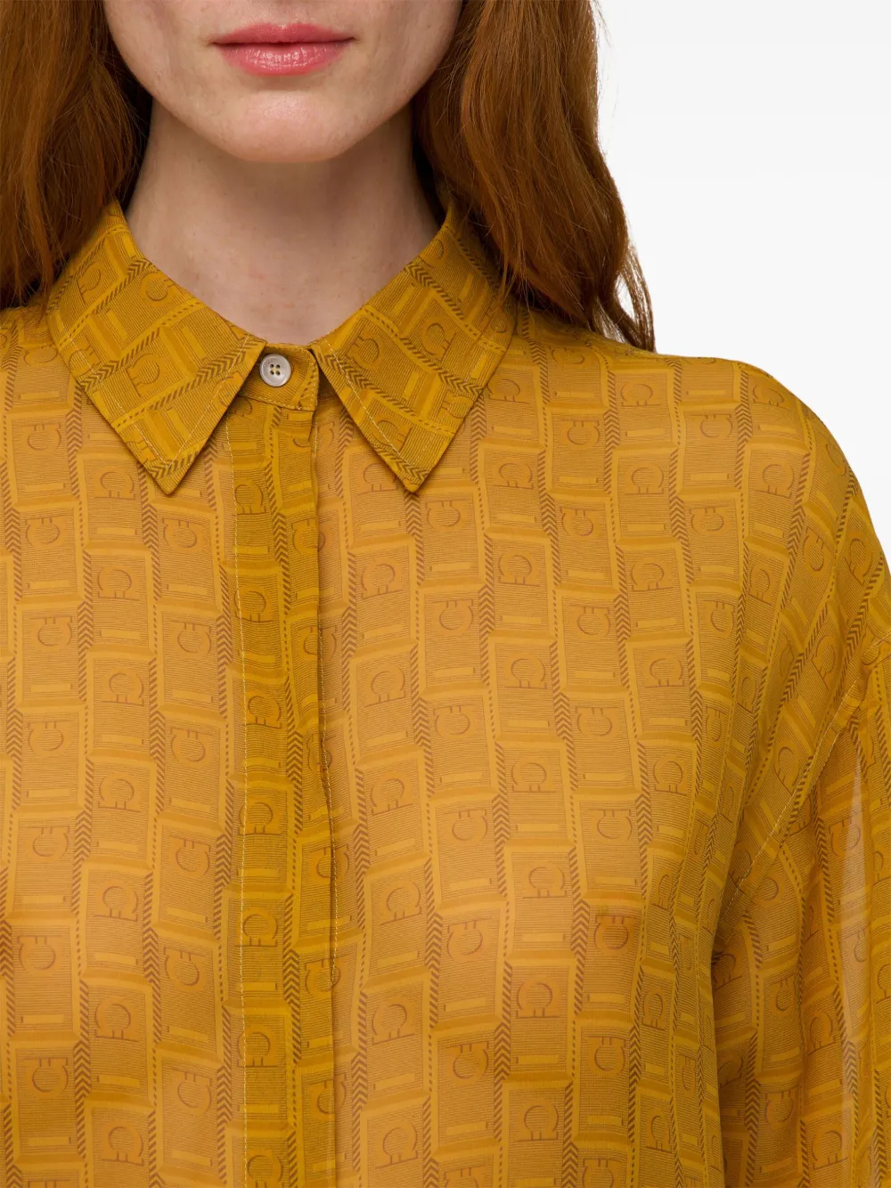 Ferragamo Gancini blouse Geel