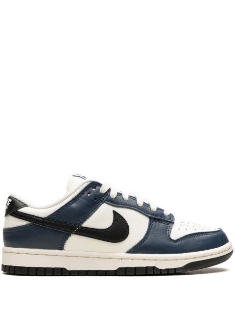 Nike Dunk Low "Midnight Navy" sneakers WOMEN