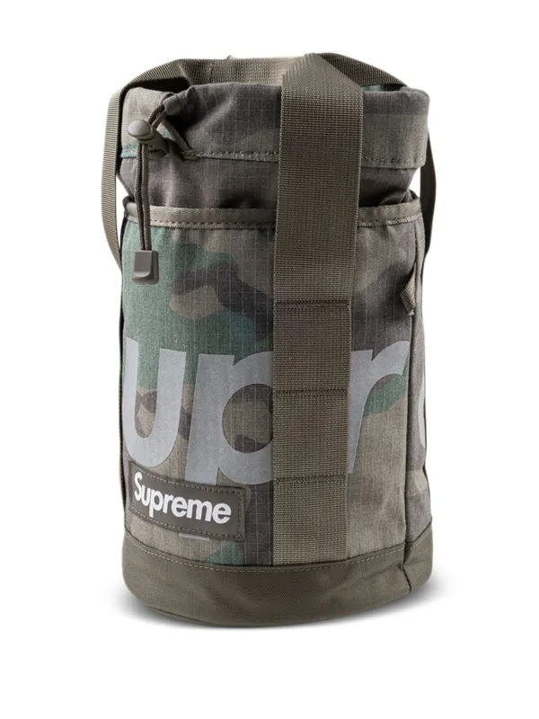 Supreme box-logo Ripstop Cinch Bag | Green | FARFETCH