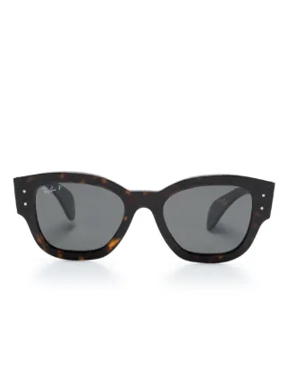Ray-Ban