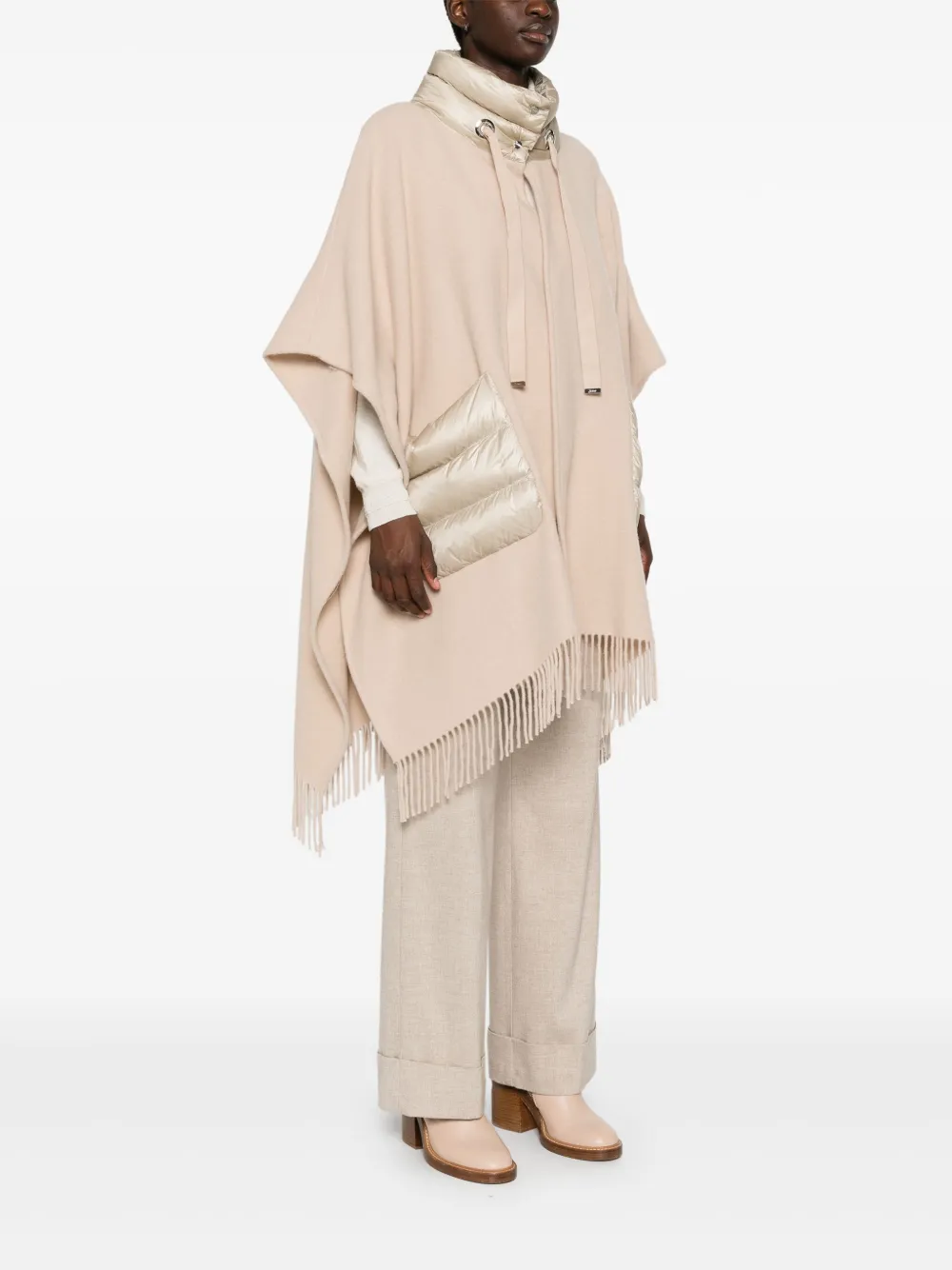 Herno Fringed Cape In 中性色