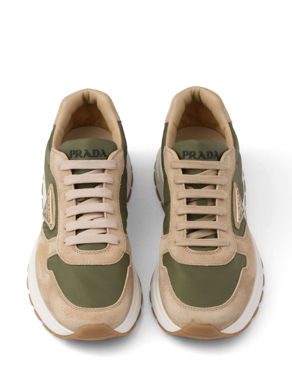 Prada Leren sneakers met email triangel Beige