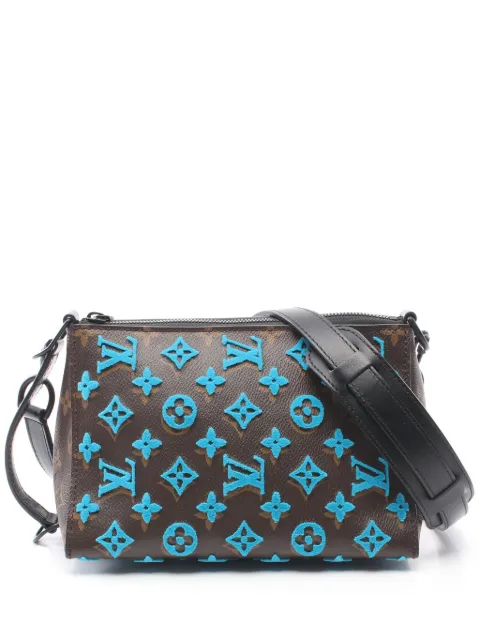 Louis Vuitton Pre-Owned 2019 Triangle messenger bag WOMEN