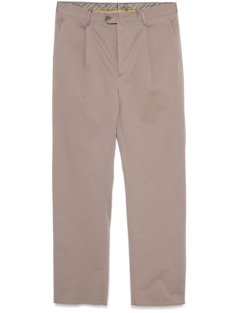 pleated trousers