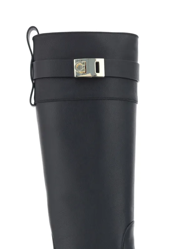 フェラガモ　ブラック レザー バックル付き ブーティ Ferragamo バックル ブーツ | ブラック | FARFETCH JP