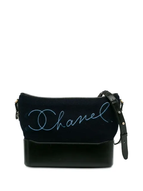 CHANEL Pre-Owned 2018-2019 Medium Paris-Hamburg Embroidered Gabrielle Hobo crossbody bag