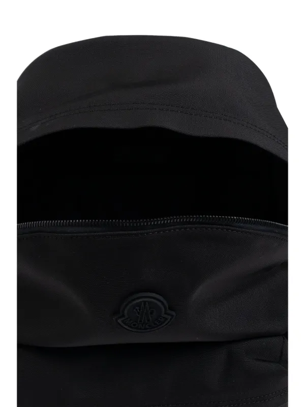 Moncler New Pierrick バックパック | ブラック | FARFETCH JP