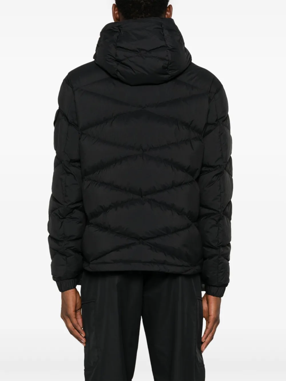 Moncler Gewatteerd donsjack met capuchon Zwart