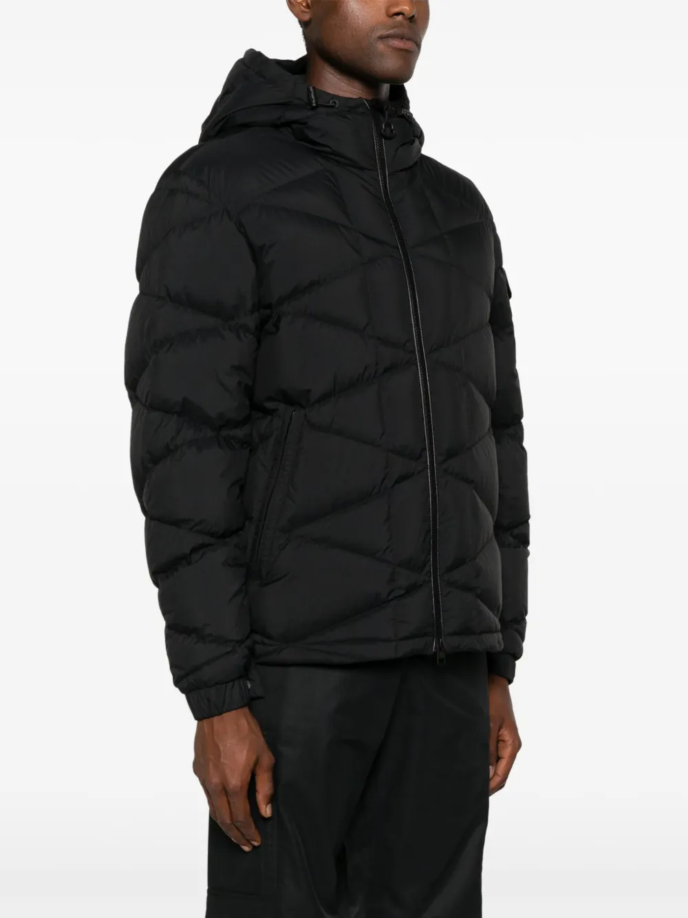 Moncler Gewatteerd donsjack met capuchon Zwart