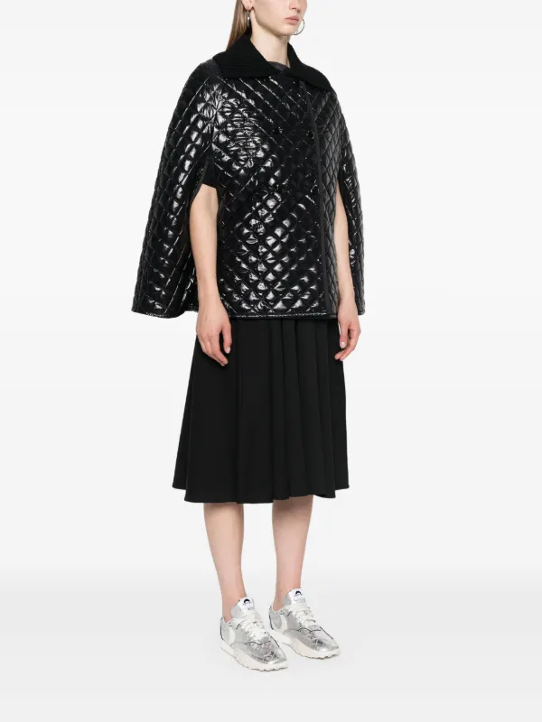 【MONCLER】Diamondキルティング・ダウン・ケープ Moncler キルティング ダウンケープ | ブラック | FARFETCH JP