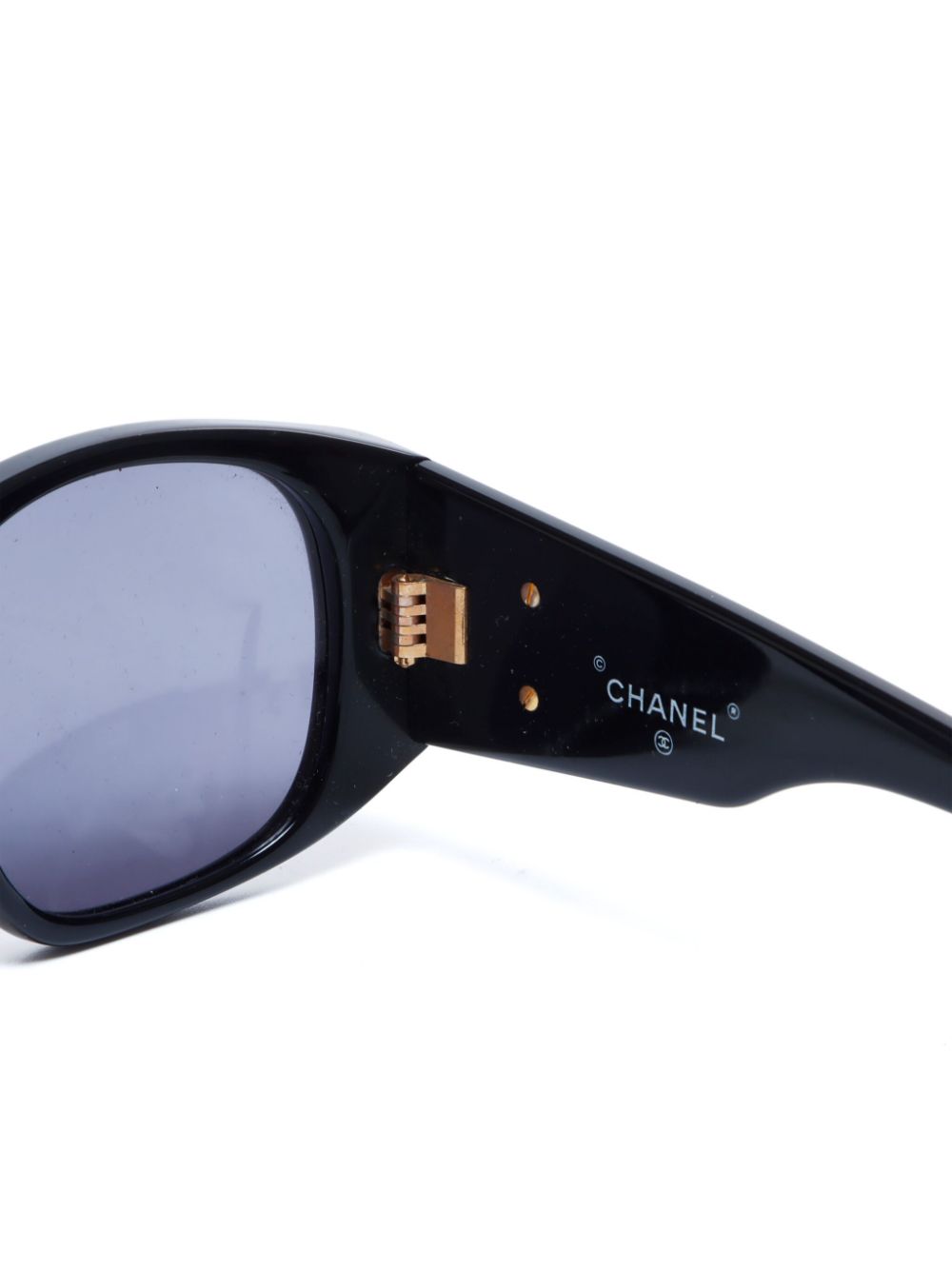 CHANEL 2000s CC D-frame sunglasses Women