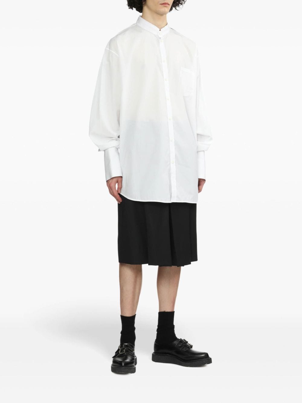 Shop Peter Do Pleated Bermuda Shorts In 黑色