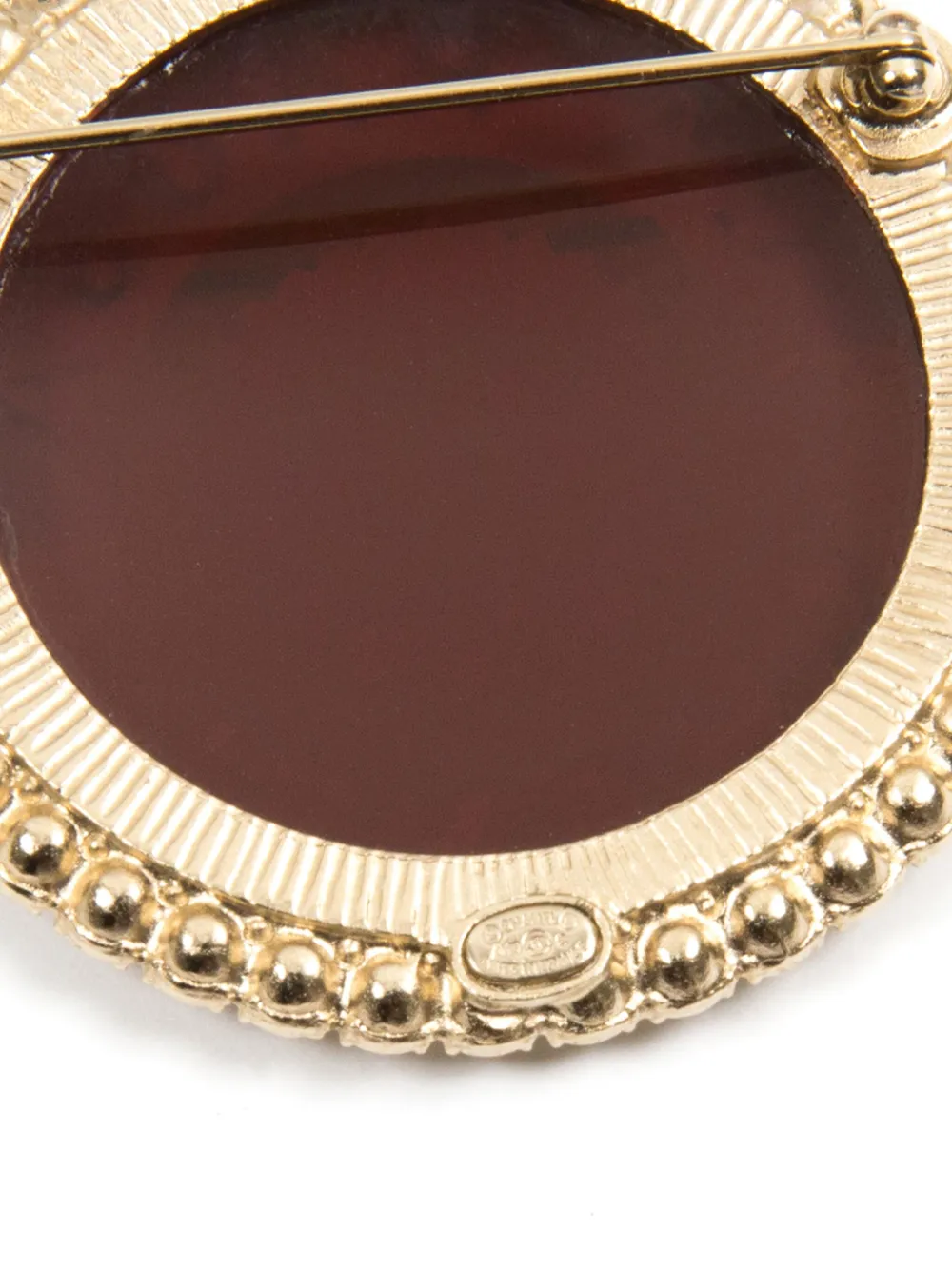 Pre-owned Chanel 2019 La Pausa Rhinestone Brooch In Red