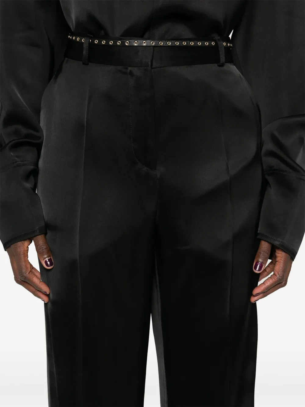 TOTEME Low waist satijnen broek Zwart