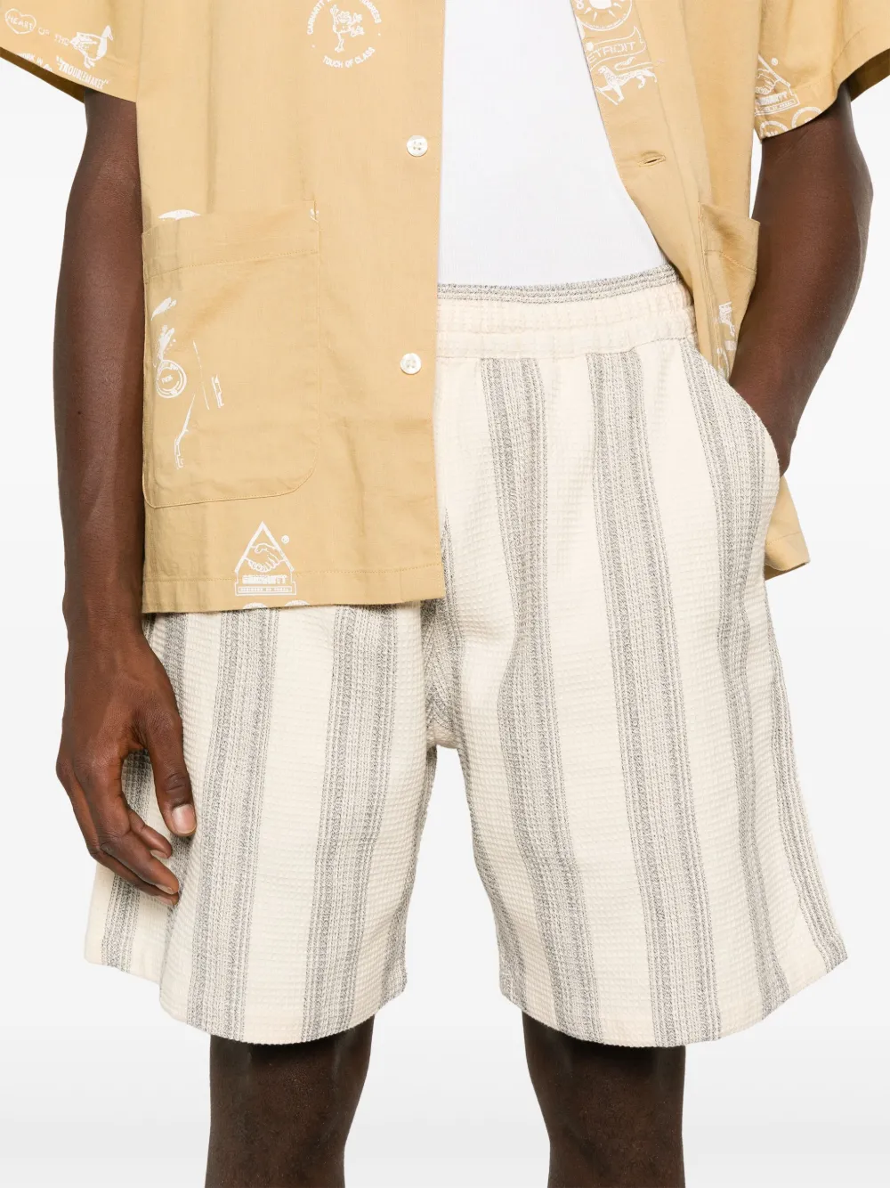 Carhartt WIP Dodson gestreepte shorts Beige