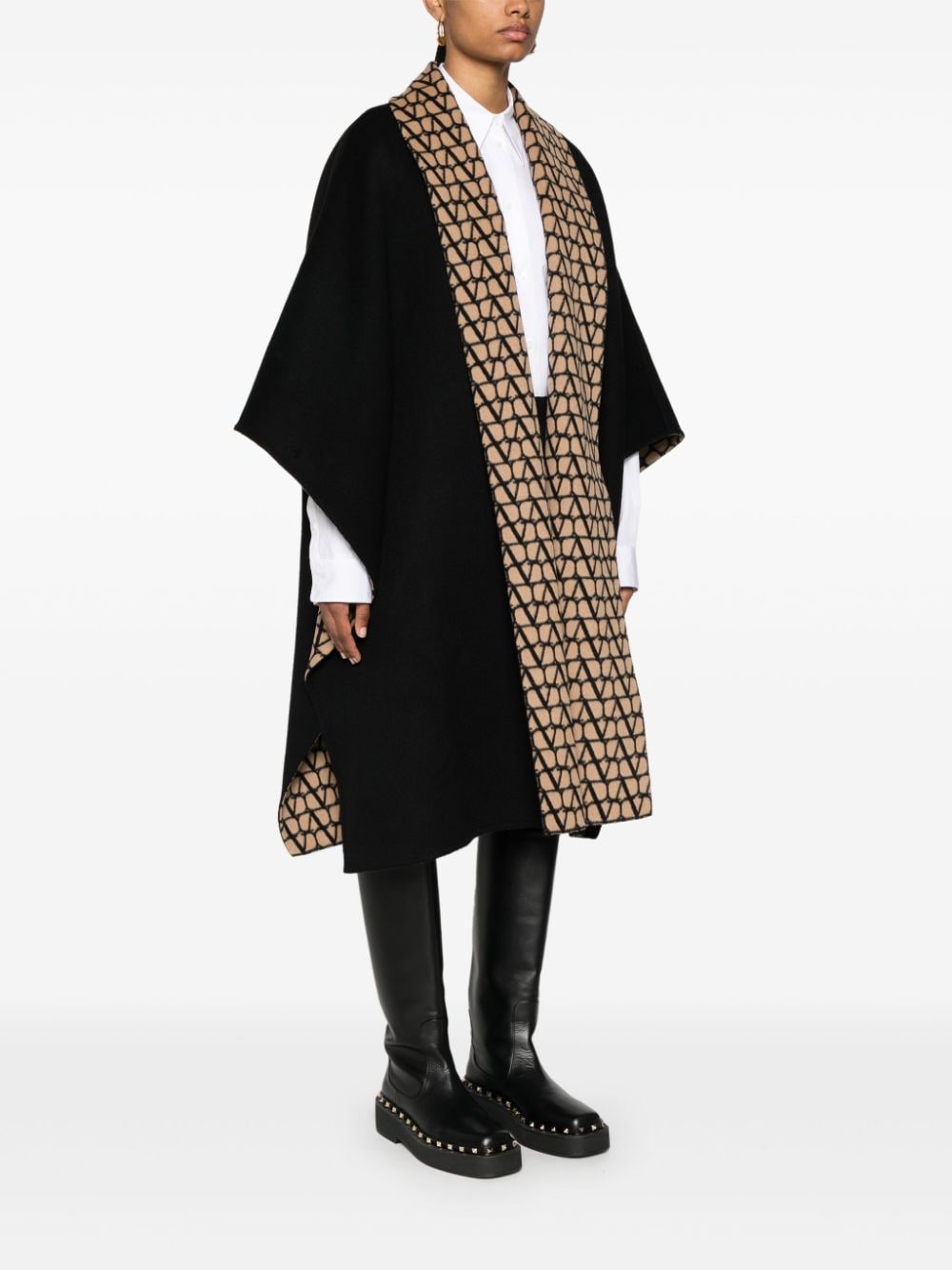 Shop Valentino Toile Iconographe Reversible Coat In Black