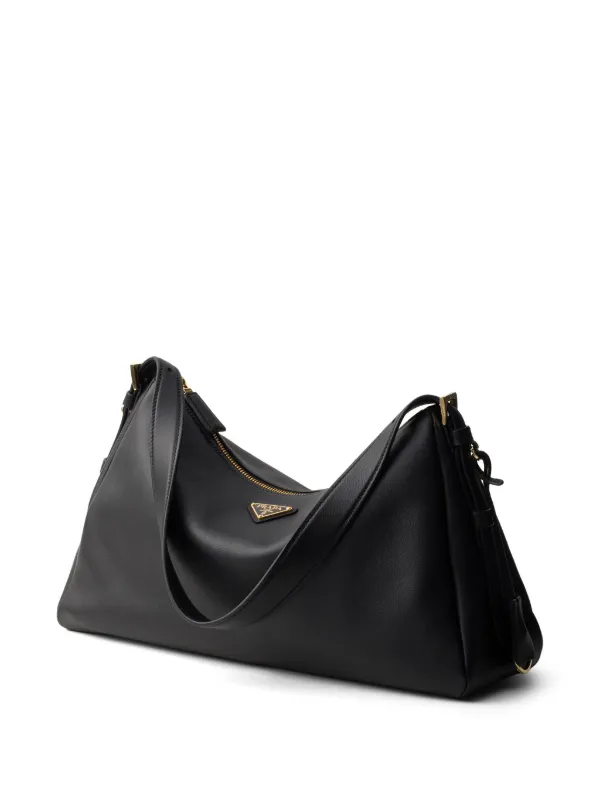 PRADA(プラダ)/関税送料込み Logo Medium Shoulder Bag Prada Logo medium shoulder bag available on SUGAR - 178405