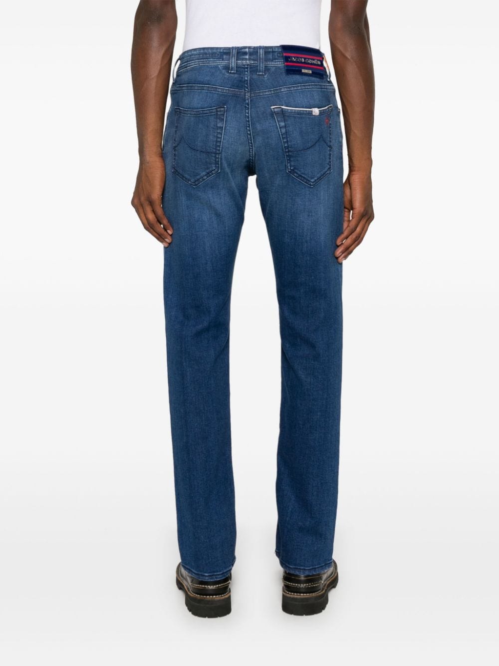 Shop Jacob Cohen Logo-patch Jeans In Blue