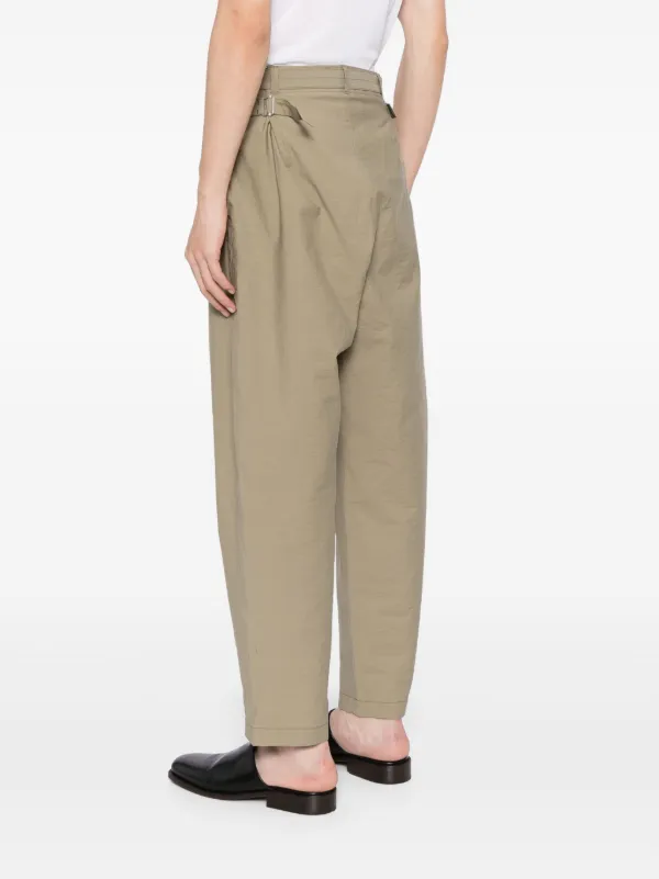 LEMAIRE ベルテッド テーパードパンツ | ニュートラル | FARFETCH JP