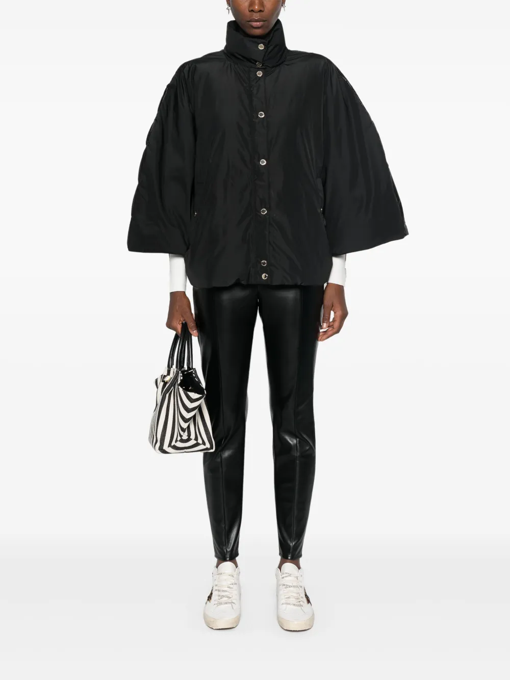 Patrizia Pepe funnel-neck padded cape - Zwart
