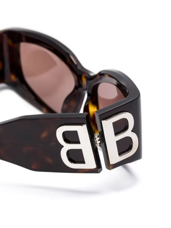 【BALENCIAGA】ボッシーキャット サングラス ブラウン Balenciaga Eyewear Bossy Cat サングラス | ブラウン | FARFETCH JP