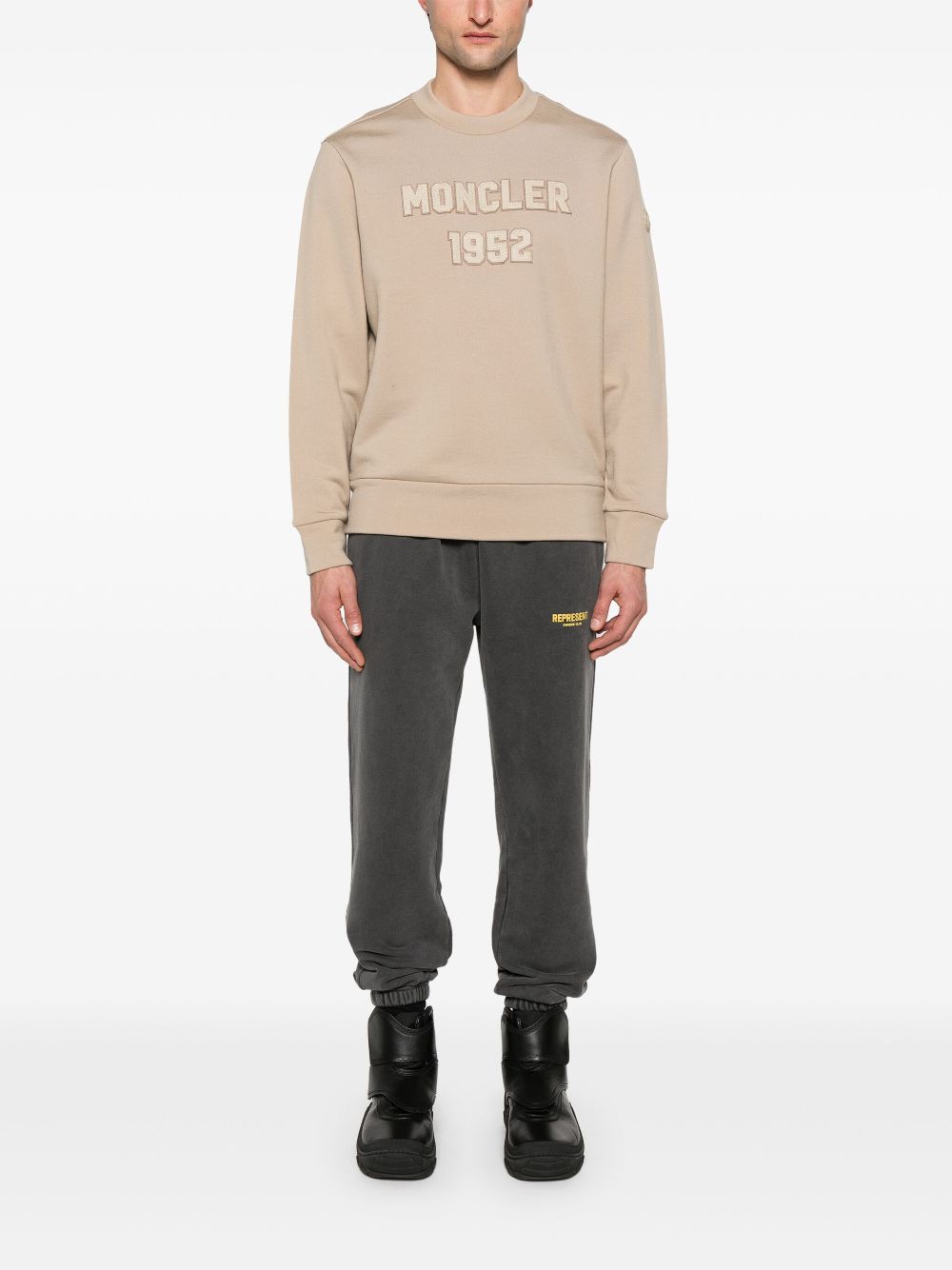 Moncler logo-patch sweatshirt - Beige