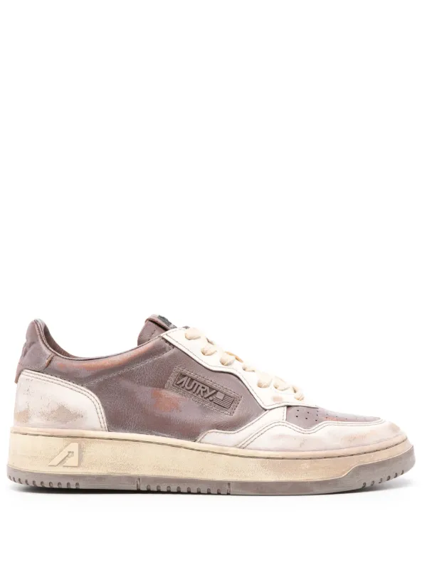 スニーカー AUTRY Men Sneakers WSLMPB04 PERFORSUED BROWN Autry Medalist Low Sneakers In Brown Sugar Nubuck Leather