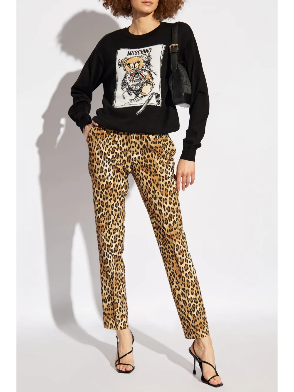 Moschino embroidered-logo sweater - Zwart