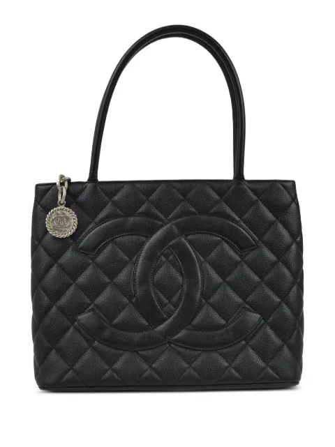 CHANEL 2006 Medallion tote handbag Women