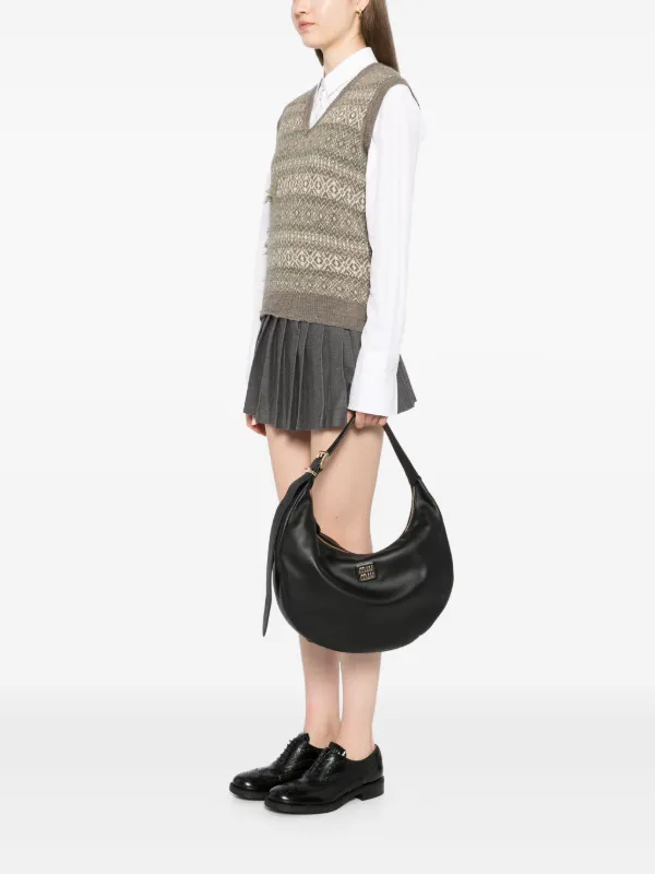 Miu Miu ロゴアップリケ ハンドバッグ | ブラック | FARFETCH JP