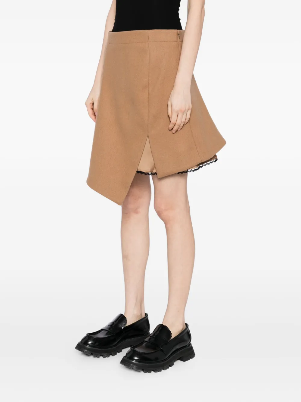 sacai asymmetric lace-trim skirt Bruin