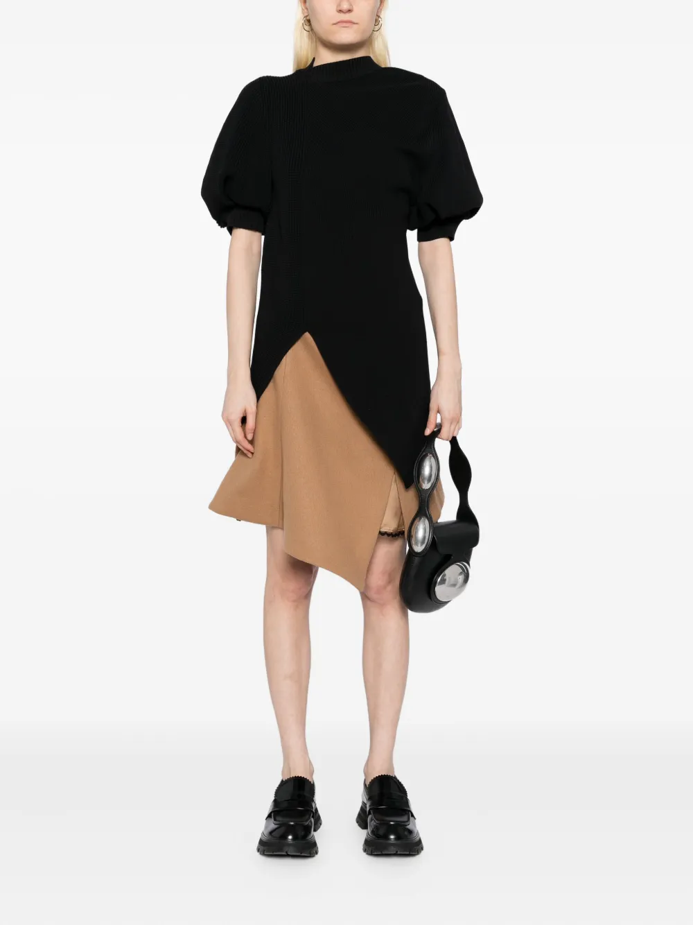 sacai asymmetric puff-sleeve top Zwart