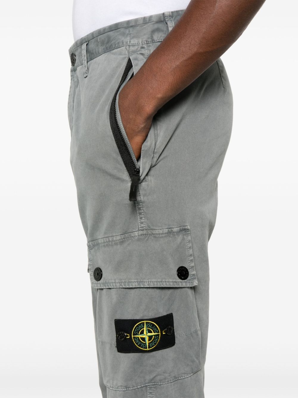 Shop Stone Island Compass-badge Cargo Pants In Grey