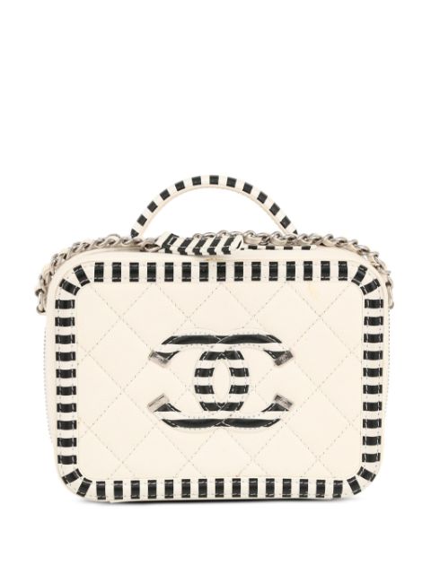 CHANEL 2019 Filigree vanity bag Women