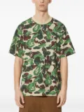 A BATHING APE® camouflage-print T-shirt - Green