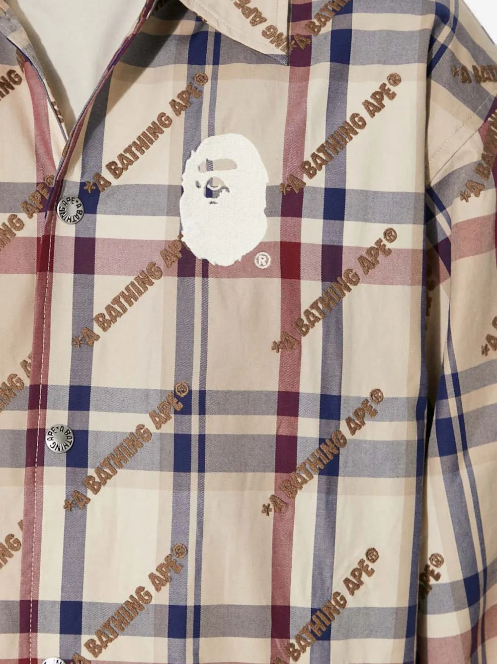 A BATHING APE Geruit jack met logoplakkaat Beige