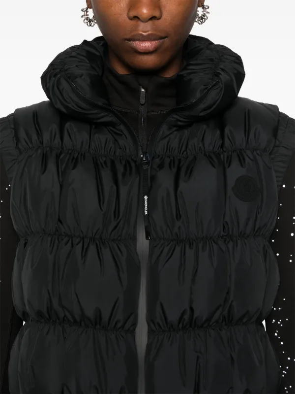 MONCLER Apriateダウンベスト 24265891_54339909_1000.jpg