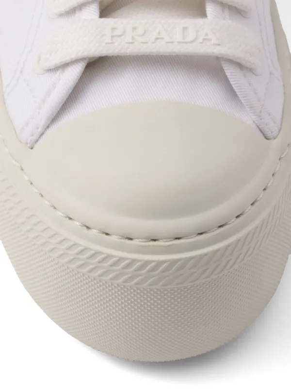 スニーカー PRADA White sneakers Prada lace-up Sneakers | White | FARFETCH