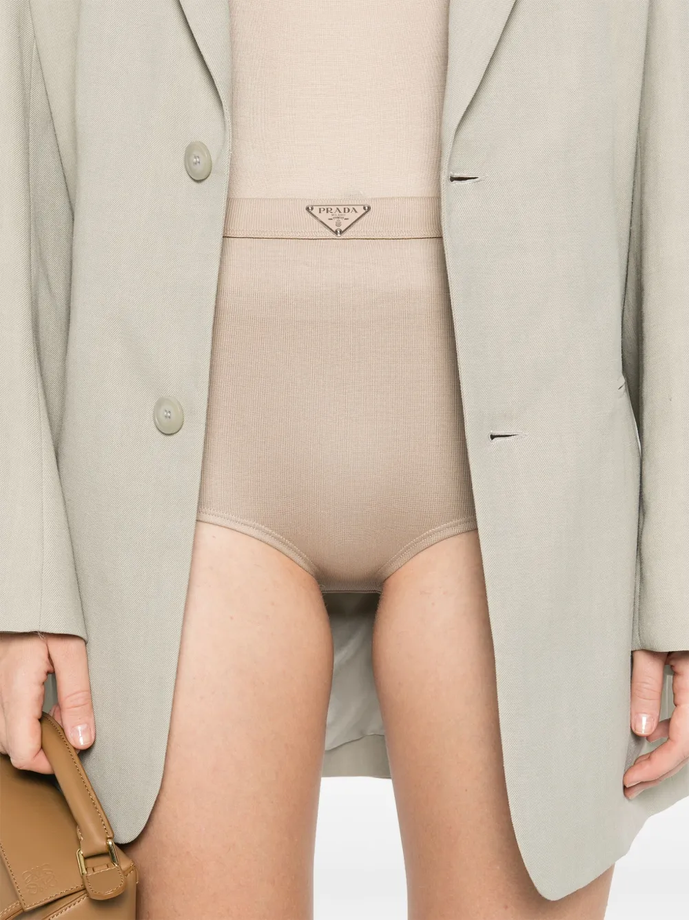 Prada Mini-shorts met driehoekig email Beige
