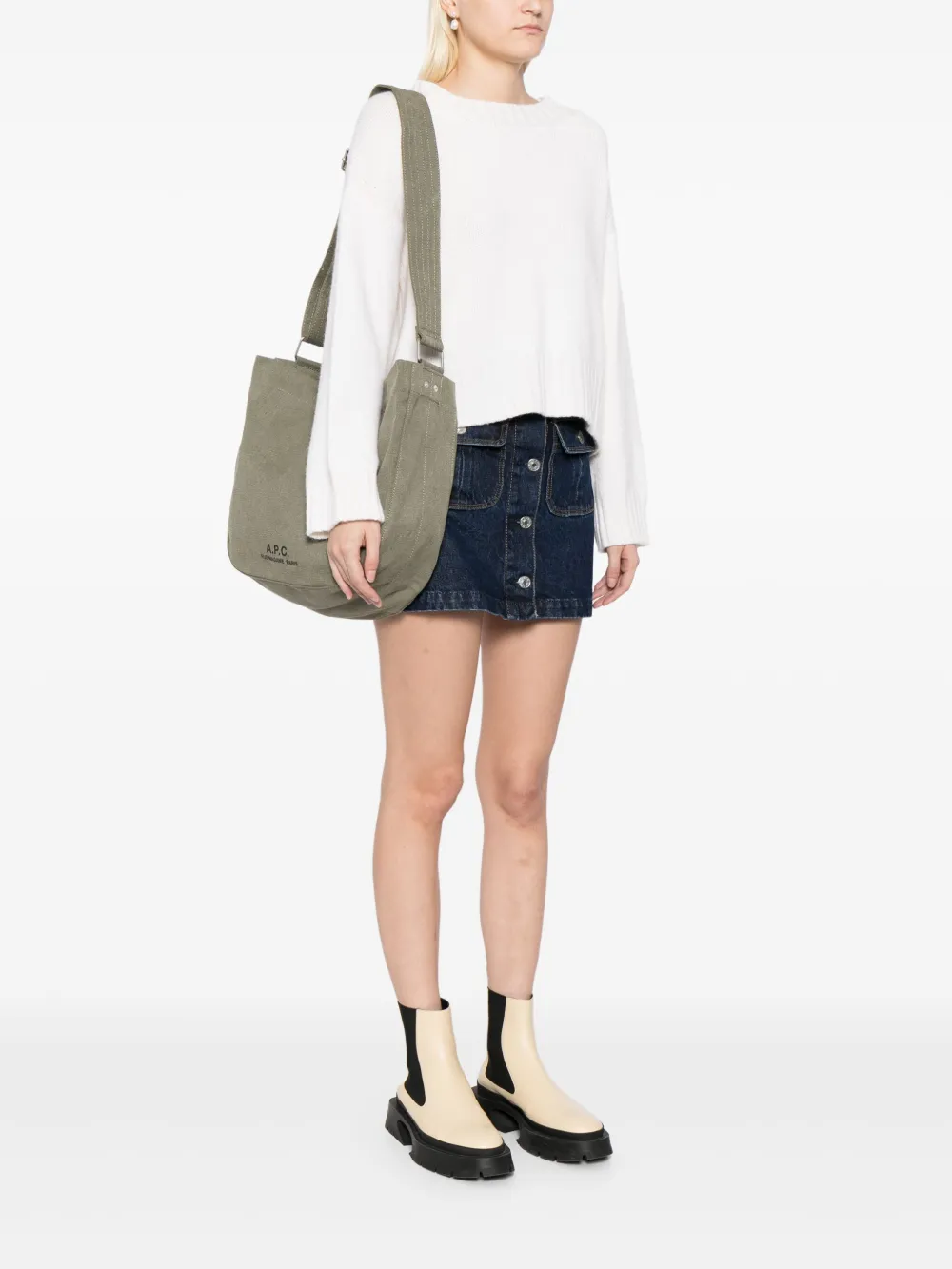 A.P.C. logo-print tote bag | Men | Image 2