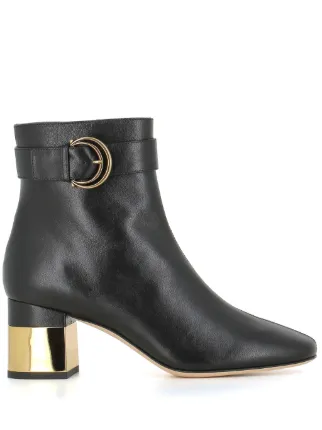 Chloé