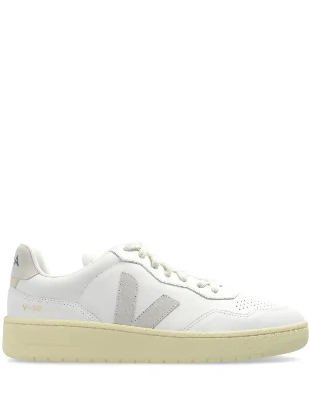 V90 sneakers